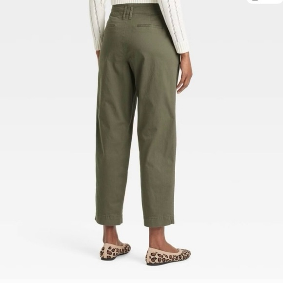 High Rise Straight Pants - Picture 2 of 5